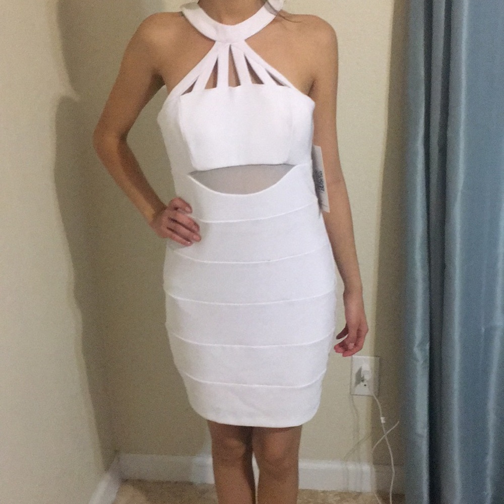 Emerald Sundae White Dress Size M